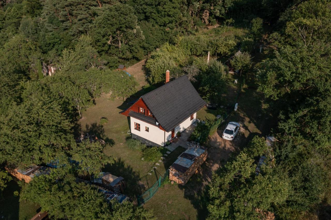 Chata Nad Lazenskym Udolim Luhačovice Exteriör bild
