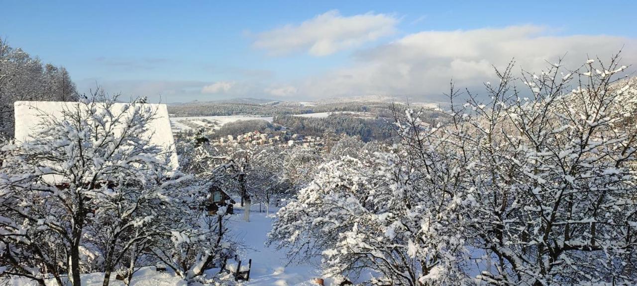 Chata Nad Lazenskym Udolim Luhačovice Exteriör bild